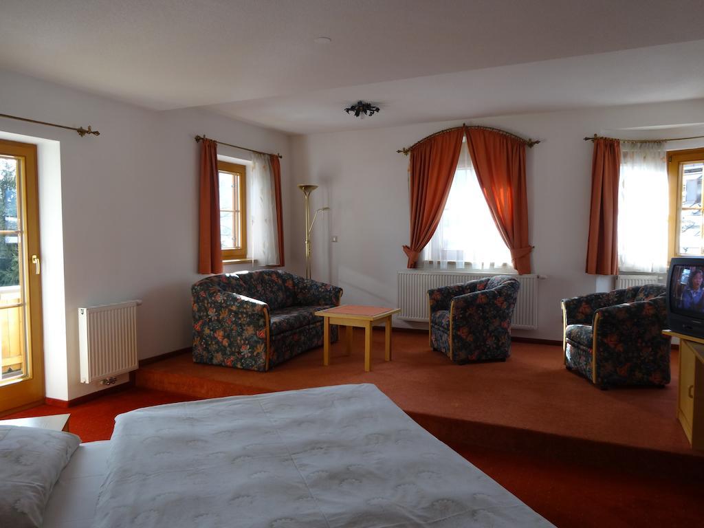 Landhotel Eva キルヒベルク・イン・チロル 部屋 写真